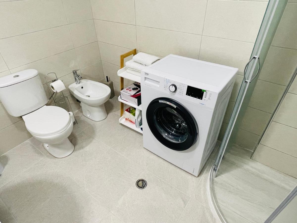 Divjaka Apartments 3 - City Center Bagian luar foto